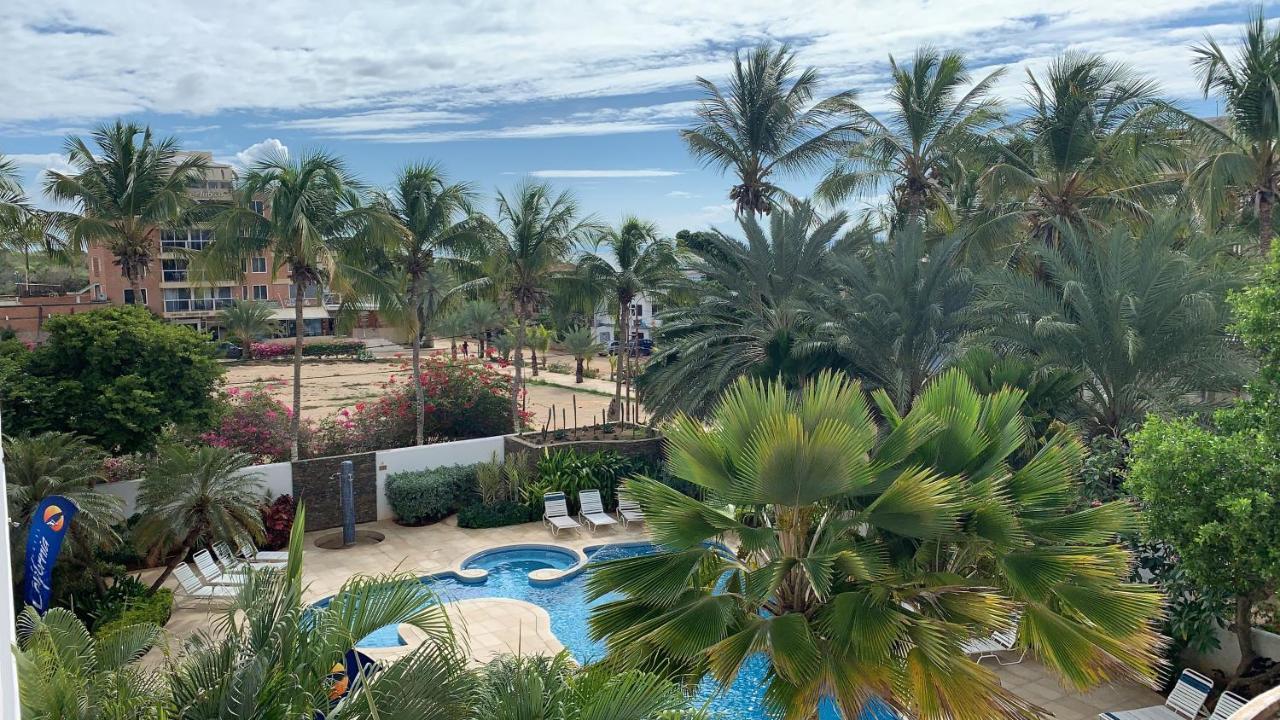 Hotel California Playa El Yaque Kültér fotó