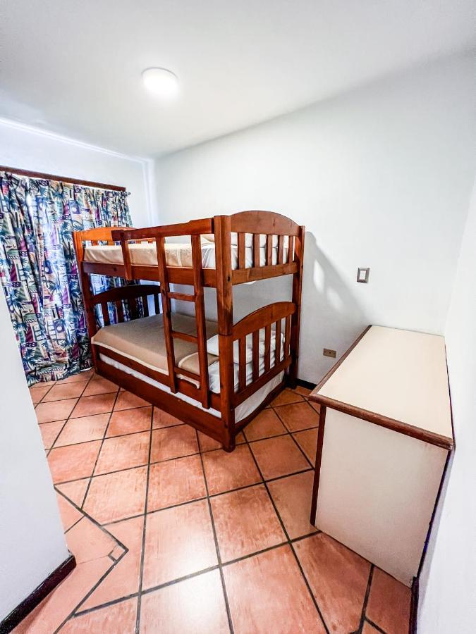 Hotel California Playa El Yaque Kültér fotó
