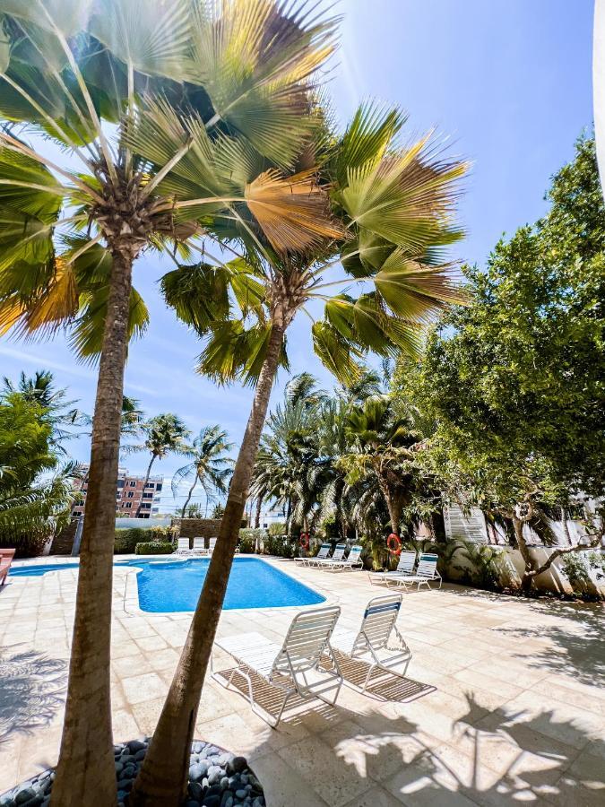 Hotel California Playa El Yaque Kültér fotó