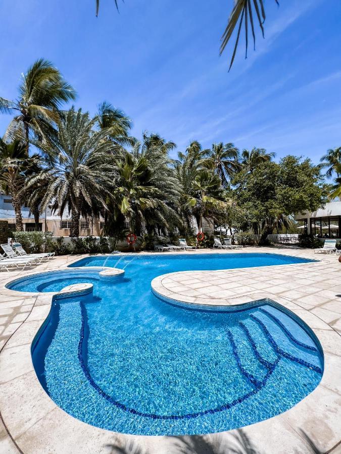 Hotel California Playa El Yaque Kültér fotó